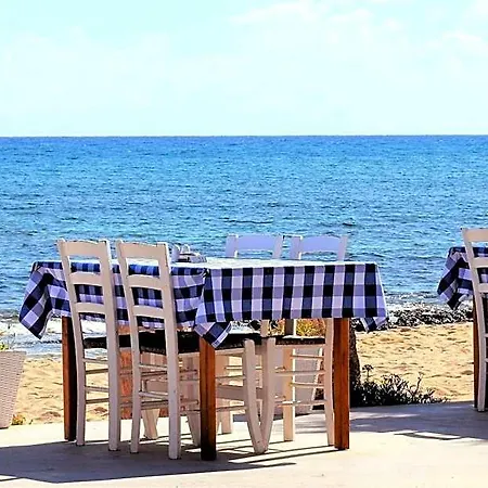 Superb Naxos Grand In The Heart Of Town Balcony